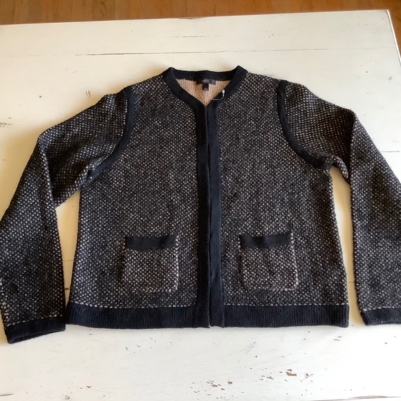J CREW Black & Brown 7 hook Cardigan Sweater XL - Picture 1 of 12